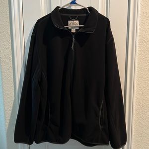 Men’s St. John’s Bay Full Zipper Fleece Sweater 
GENTLY WORN